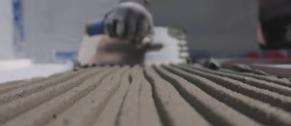 Основит Церезит 317 — высокопрочный клей для укладки крупноформатной плитки и плитки с повышенными требованиями к сцеплению, особенно актуален при необходимости монтажа плитки толщиной более 10 мм или на сложных основаниях. Основит Церезит 317 — высокопрочный клей для укладки крупноформатной плитки и плитки с повышенными требованиями к сцеплению, особенно актуален при необходимости монтажа плитки толщиной более 10 мм или на сложных основаниях.