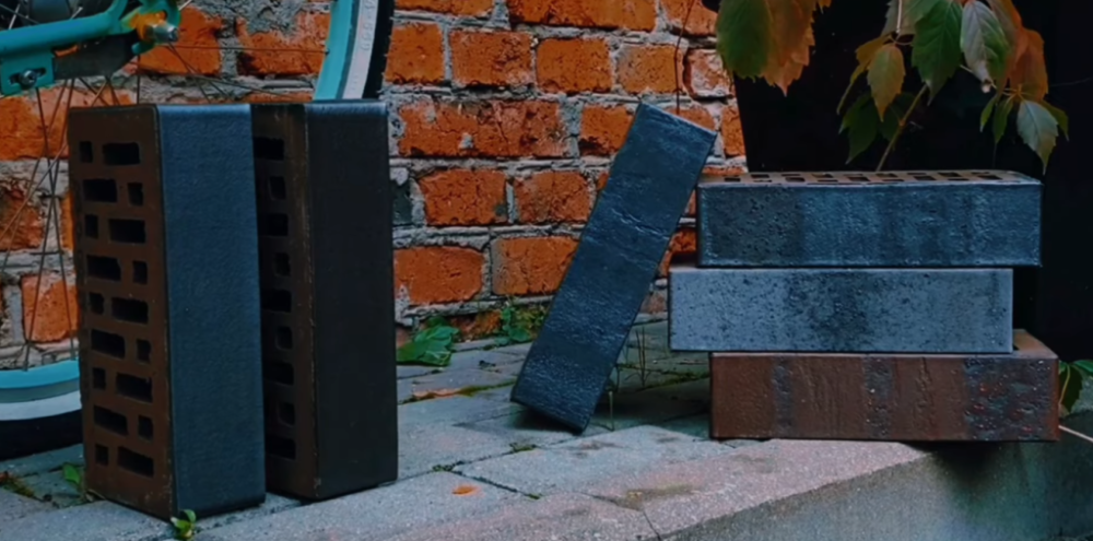 При правильном подходе, использование кирпича Recke позволит обеспечить надежность, энергоэффективность и эстетическую привлекательность объектов, отвечающих современным стандартам строительной индустрии. Recke Кирпич: Технический разбор, аналитика и профессиональные нюансы В современном строительстве выбор кирпича — ключевой фактор, определяющий долговечность, энергоэффективность и эстетические характеристики возводимых объектов. В сегменте высокотехнологичных и экологичных решений особое место занимает продукция бренда Recke — одного из ведущих отечественных и международных производителей кирпичных материалов, сочетающего инновационные технологические решения и строгий контроль качества. В этой статье мы проведем развернутый технический разбор, проанализируем рыночные тренды и профессиональные аспекты закупки кирпича Recke, с учетом цифровых аналитик и современных строительных стандартов. ## Технические параметры и особенности продукции Recke ### Ассортимент и типы продукции Recke предлагает широкий спектр кирпичных изделий, адаптированных под различные задачи: - **Полнотелый кирпич** — классика, применима в несущих стенах, фундаментах и архитектурных элементах. - **Поризованный кирпич** — с низким теплопроводом, идеально подходит для энергоэффективных зданий. - **Клинкерный кирпич** — обладает исключительной влагостойкостью и износостойкостью, применяется для облицовки и цоколей. - **Облицовочный кирпич** — декоративные серии с разнообразными текстурами и цветами. - **Силикатный кирпич** — отличается высокой теплоизоляцией и экологичностью. ### Размеры и стандартизация Стандартный размер полнотелого кирпича — 250×120×65 мм, что соответствует ГОСТ 530-2012. Возможна кастомизация по толщине и форме для реализации архитектурных решений. Важным аспектом является точность размеров и геометрии, обеспечивающая высокую плотность укладки и минимальные зазоры. ### Технические показатели - **Механическая прочность** — классы М50-М150, что позволяет использовать кирпич в несущих конструкциях любой сложности. - **Теплопроводность** — у поризованных изделий достигает 0.08-0.15 Вт/м·К, что соответствует современным энергоэффективным стандартам. - **Водопоглощение** — 8-20%, что обеспечивает необходимую влагостойкость и долговечность. - **Морозостойкость** — не менее 50 циклов, что критично для эксплуатации в климате Челябинска и региона Урала. - **Экологическая безопасность** — соответствует нормативам санитарных требований, содержит минимальное количество вредных веществ. ### Технология производства Recke использует современные автоматизированные линии с высокоточной прессовкой и обжигом при температуре до 1200°C, что обеспечивает однородность продукции и высокие показатели механической прочности. Внедрение инновационных технологий (например, автоматический контроль влажности, автоматизированные системы обжига) позволяет минимизировать брак и обеспечивать стабильное качество. ## Цифровая аналитика и рыночные тренды ### Рост спроса на энергоэффективные и экологичные кирпичные решения По данным аналитических агентств, объем рынка кирпича с низким теплопроводом вырос за последние 3 года на 12-15% в год. В условиях реализации национальных программ по энергоэффективности и зеленому строительству, спрос на поризованный и клинкерный кирпич значительно увеличивается. ### Статистика и сегментация - **Региональный анализ**: в Челябинске и области наблюдается рост спроса на теплозащитные материалы, обусловленный климатическими условиями (зимы с низкими температурами, высокий уровень влажности). - **Объем продаж**: за последние 2 года объем закупок кирпича Recke вырос на 9%, что свидетельствует о доверии к бренду в профессиональной среде. - **Ценовая динамика**: благодаря автоматизации производства и оптимизации логистики, средняя цена за кирпич снизилась на 5-7% по сравнению с аналогами. ### Тренды и инновации - Внедрение **цифровых платформ** для заказа (B2B-порталы, ERP-системы) позволяет оперативно управлять закупками, отслеживать параметры партии и обновлять спецификации. - Рост популярности **фасонных и декоративных кирпичных элементов** с возможностью кастомизации под архитектурные идеи заказчика. - Использование **систем автоматического контроля качества** (AI и IoT-технологии) для мониторинга производства в реальном времени. ## Профессиональный сленг и нюансы закупки При выборе кирпича Recke в профессиональной среде используют такие термины, как: - **Плотность** — ключевой показатель для оценки механической устойчивости и теплоизоляции. - **Водопоглощение** — влияет на долговечность и влагозащиту. - **Класс морозостойкости** — критичен для северных и уральских условий. - **Фасонность** — кирпичи с декоративными и архитектурными формами. - **Классификация по ГОСТ** — важная для сертификации и соответствия стандартам. При закупке важно учитывать: - **Наличие сертификатов и паспортов качества** — подтверждающих соответствие стандартам. - **Объемы и условия поставки** — оптовые закупки позволяют снизить себестоимость. - **Гибкость логистики** и возможность доставки в регион Челябинска и области. - **Варианты кастомизации** — цветовые решения, текстуры, фасонные элементы. ## Итоговые выводы и рекомендации Recke Кирпич — это современное, технологичное решение, которое сочетает в себе высокие стандарты качества, инновационные технологии и экологическую безопасность. В условиях динамичного развития строительного сектора региона Челябинска и Урала, продукция бренда выгодно выделяется на фоне конкурентов. Для застройщиков и подрядчиков важно: - Тщательно анализировать технические характеристики и соответствие проектным требованиям. - Выбирать проверенных поставщиков с сертифицированной продукцией. - Внедрять цифровые платформы для оптимизации закупочных процессов. - Учитывать климатические особенности региона и требования по энергоэффективности. При правильном подходе, использование кирпича Recke позволит обеспечить надежность, энергоэффективность и эстетическую привлекательность объектов, отвечающих современным стандартам строительной индустрии. 